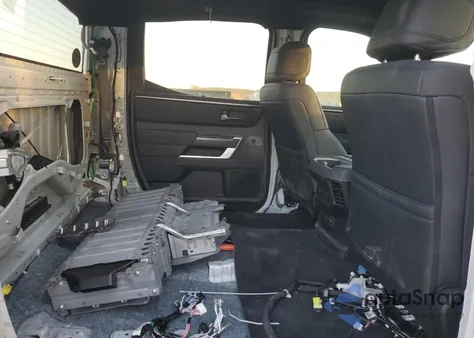 2025 Toyota Tundra Crewmax Limited from USA, damaged, VIN 5TFWC5DB0SX106341